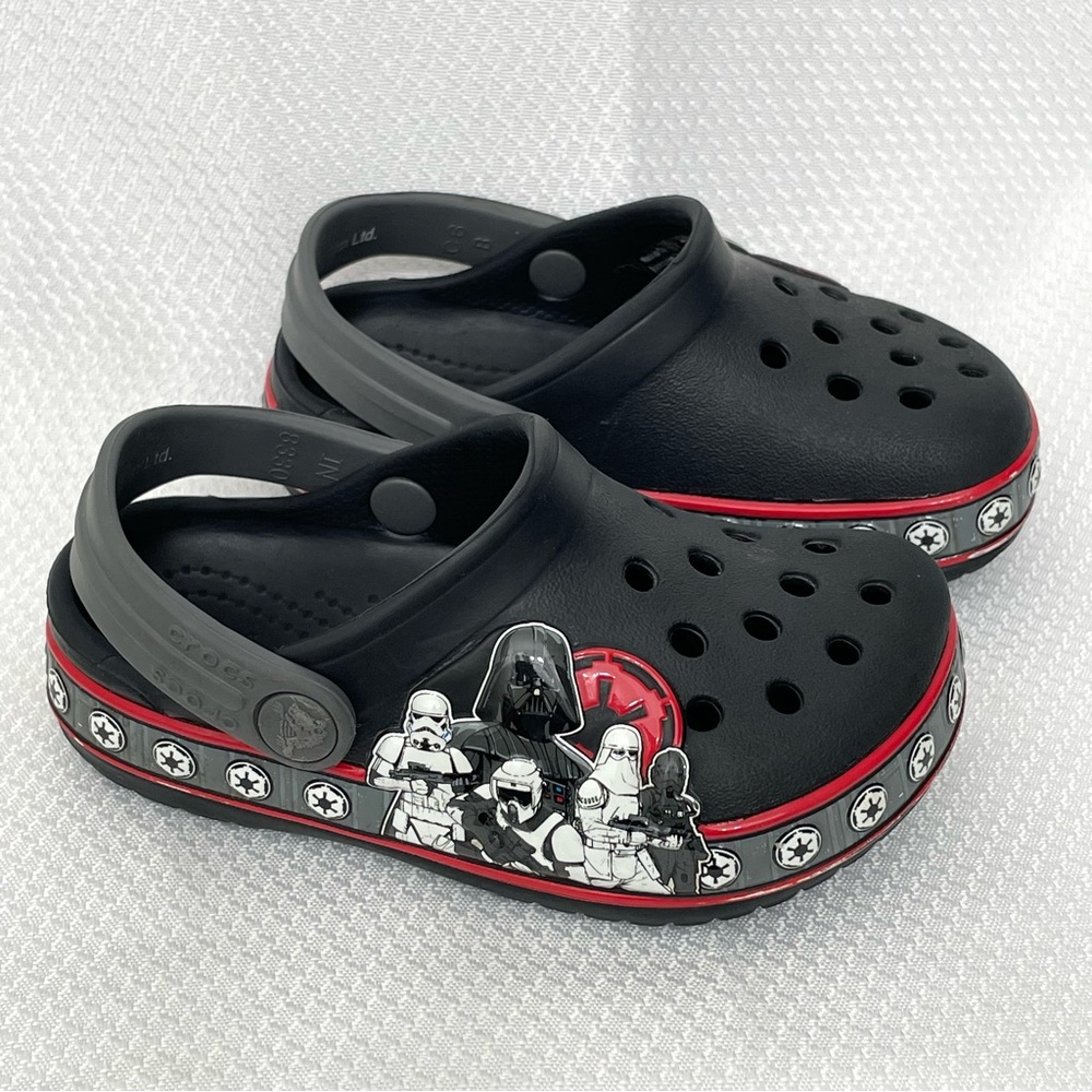 CROCS Kids Star Wars Empire Band Clogs Black/Red Sandals Shoes Infant size 6 - Picture 2 of 11